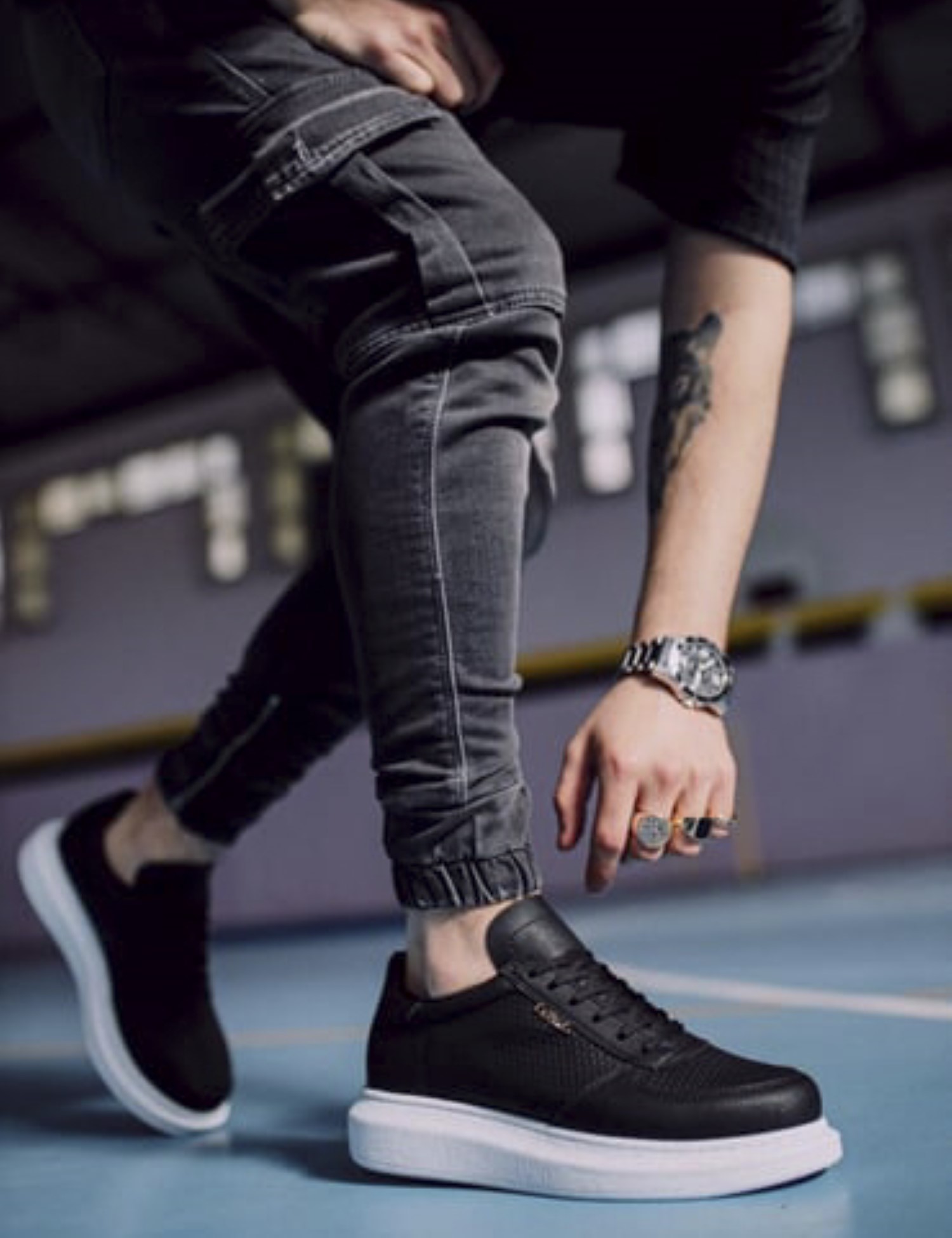 Ανδρικά ασπρόμαυρα Sneakers δερματίνη ανάγλυφο σχέδιο 0422020 φωτογραφία